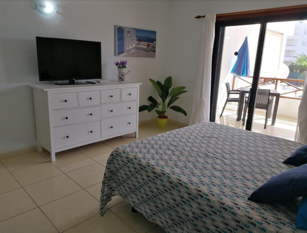 Large Studio Apartment With Lovely Terrace And Wifi Los Cristianos  Exteriör bild